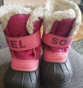 Sorel winter boots 7 toddler